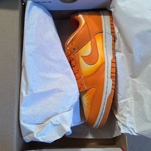 *NEW* Nike Dunk